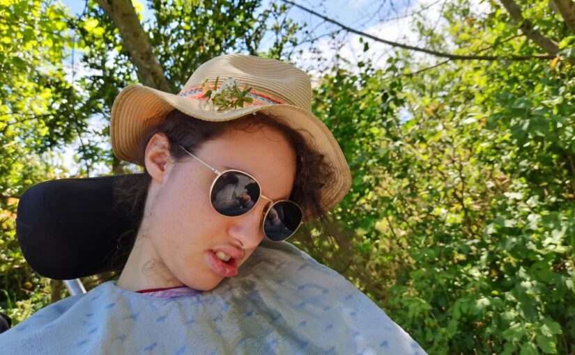 Maëlyn au jardin Lecoq